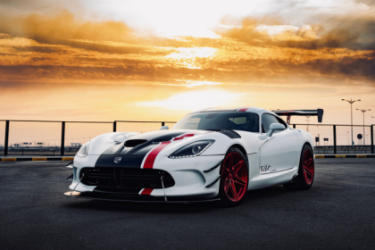 Kelsem Ricardo Rios Lima, descubra os carros esportivos do século XXI que revolucionaram o mercado com design inovador, potência e tecnologia de ponta.