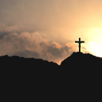 Jose Eduardo de Oliveira e Silva explora como a filosofia cristã ilumina debates sobre liberdade, verdade e ética na sociedade atual.