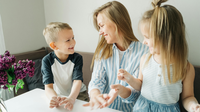 Sérgio Bento De Araújo analisa como o apoio recorrente fortalece instituições de saúde e infância, gerando impacto social contínuo.
