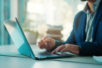 O risco soberano e seus efeitos no financiamento das empresas com Danilo Regis Fernando Pinto.